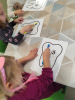 /album/fotogaleria-beseda-s-pani-zubarkou-v-materskej-skole/img-20251024-100218-jpg/