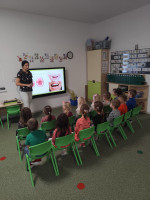 /album/fotogaleria-beseda-s-pani-zubarkou-v-materskej-skole/img-20251024-093457-jpg/